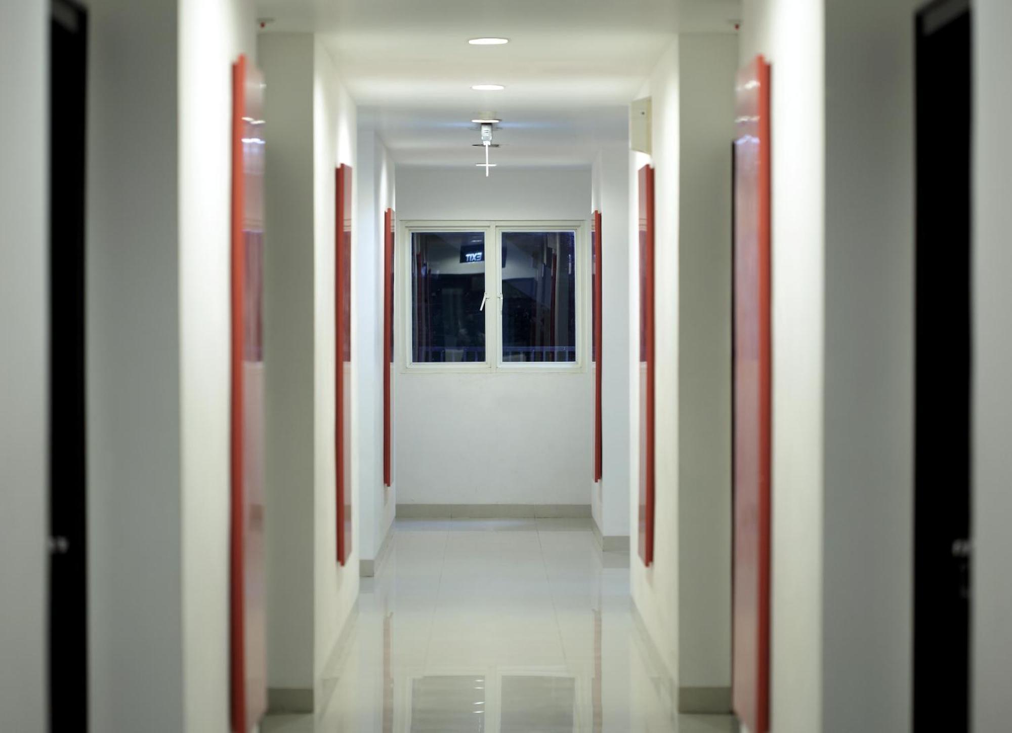 Amaris Hotel Самаринда Екстериор снимка