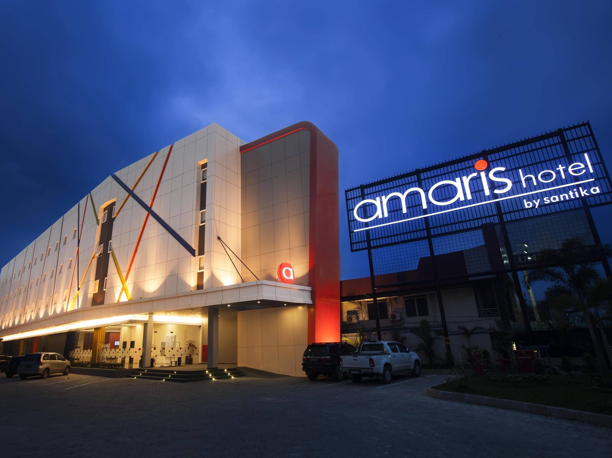 Amaris Hotel Самаринда Екстериор снимка